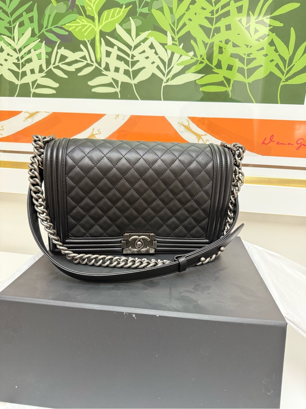 CHANEL Black Leather Shoulder Bag with Chain Strap